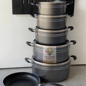 Non Stick Aluminium Cookware Pots Pan Set- 6pc